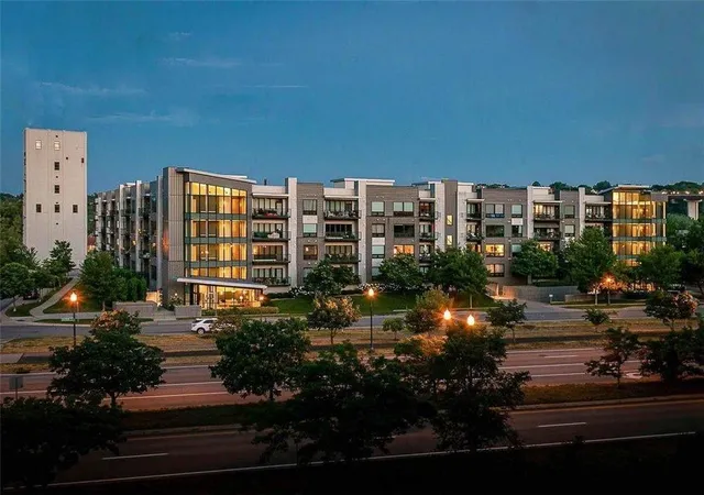 Photo 1 of Condo for sale at 284 Spring St #305, Saint Paul, MN 55102 | MLS# 7140426 | Listing updated on 2026-09-17