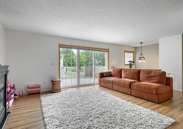 Photo 2 of Single family home for sale at 336 Gironde Ct, Saint Paul, MN 55125 | MLS# 7140458 | Listing updated on 2026-10-05