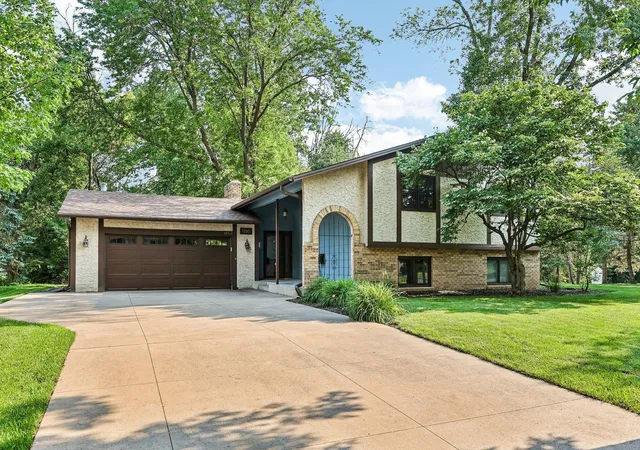 Photo 1 of Sale Pending at 12501 63rd Avenue N, Maple Grove, MN 55369 | MLS# 7140485 | Listing updated on 2026-10-19