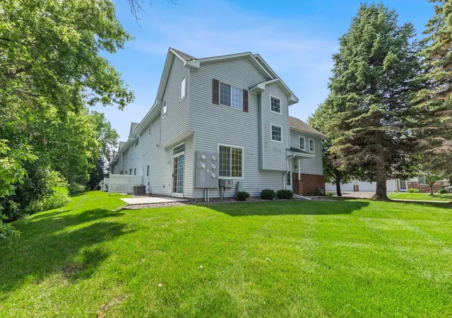 Photo 1 of Single family home for sale at 9050 Merrimac Ln N, Maple Grove, MN 55311 | MLS# 7140496 | Listing updated on 2026-09-30