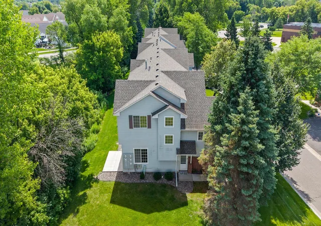Photo 3 of Single family home for sale at 9050 Merrimac Ln N, Maple Grove, MN 55311 | MLS# 7140496 | Listing updated on 2026-09-30