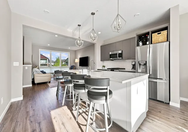 Photo 3 of Single family home for sale at 16060 Eagleview Dr, Lakeville, MN 55044 | MLS# 7140527 | Listing updated on 2026-09-15