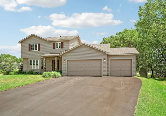 Photo 2 of Single family home for sale at 14246 Dearborn Path, Rosemount, MN 55068 | MLS# 7140530 | Listing updated on 2026-10-19