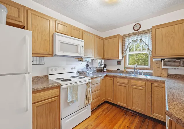 Photo 3 of Sale Pending at 6648 Channel Rd NE, Minneapolis, MN 55432 | MLS# 7140553 | Listing updated on 2026-10-06