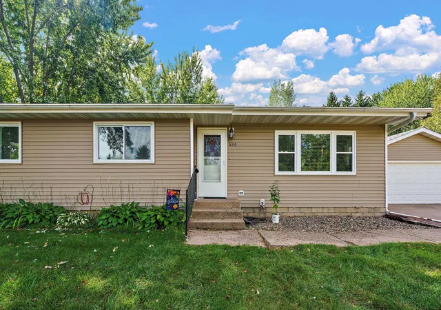 Photo 2 of Single family home for sale at 534 Derrick Dr, New Richmond, WI 54017 | MLS# 7140565 | Listing updated on 2026-09-22