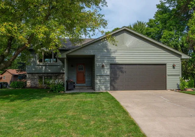 Single family home for sale at 1928 Circle Dr NW, Sauk Rapids, MN 56379 | MLS# 7140583