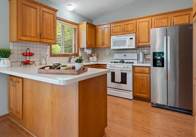 Photo 4 of Single family home for sale at 1928 Circle Dr NW, Sauk Rapids, MN 56379 | MLS# 7140583 | Listing updated on 2026-09-15