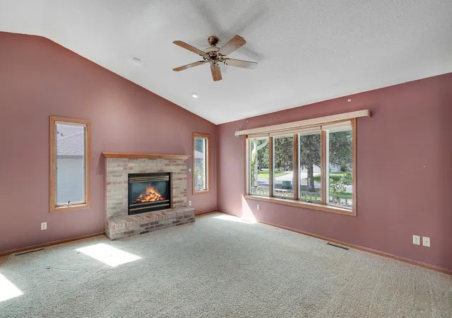 Photo 3 of Single family home for sale at 43 Jefferson Ct, Hastings, MN 55033 | MLS# 7140608 | Listing updated on 2026-09-15