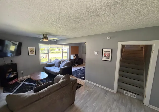 Photo 3 of Single family home for sale at 424 2nd Street Nw, Mahnomen, MN 56557 | MLS# 7140669 | Listing updated on 2026-09-21