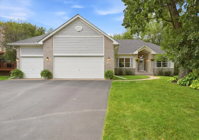 Photo 1 of Single family home for sale at 12514 194th Lane Nw, Elk River, MN 55330 | MLS# 7140682 | Listing updated on 2026-10-06