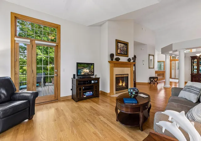 Photo 3 of Single family home for sale at 10162 Chestnut Cir N, Minneapolis, MN 55443 | MLS# 7140707 | Listing updated on 2026-10-19