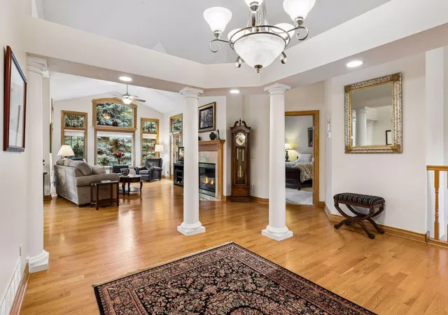 Photo 4 of Single family home for sale at 10162 Chestnut Cir N, Minneapolis, MN 55443 | MLS# 7140707 | Listing updated on 2026-10-19
