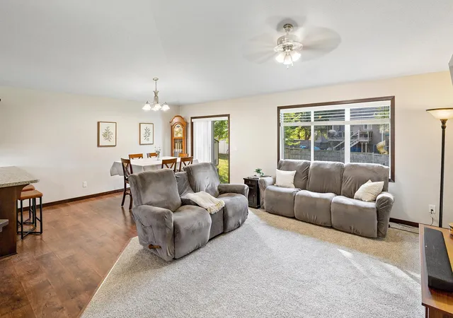 Photo 4 of Single family home for sale at 148 Crystal Cir, Montrose, MN 55363 | MLS# 7140727 | Listing updated on 2026-10-19