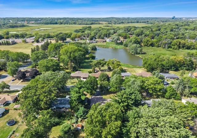Photo 3 of Single family home for sale at 9218 Russell Ave S, Minneapolis, MN 55431 | MLS# 7140789 | Listing updated on 2026-09-21