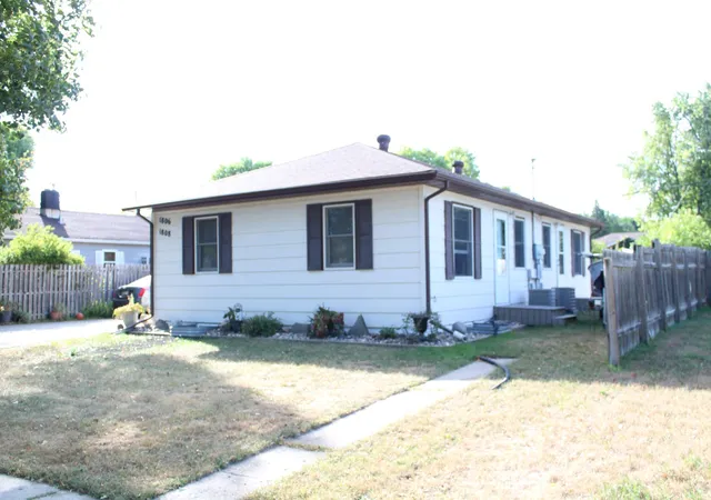 Photo 2 of Multi family home for sale at 1806 1808 S 8th Avenue, Fargo, ND 58103 | MLS# 7140802 | Listing updated on 2026-09-15