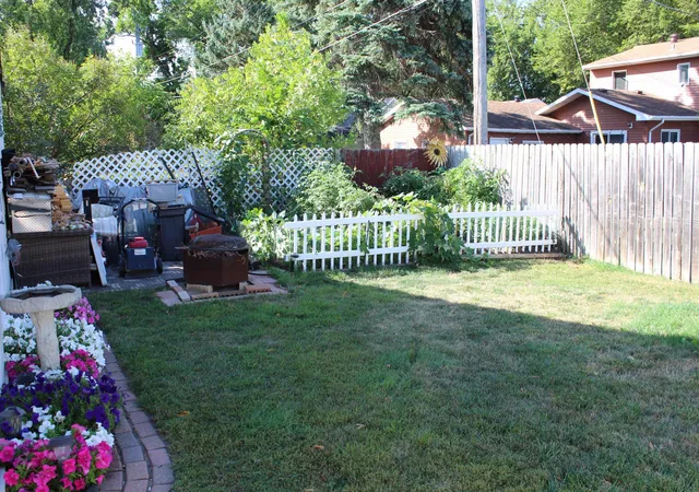 Photo 3 of House for sale at 1806-1808 S 8th Avenue, Fargo, ND 58103 | MLS# 7140802 | Listing updated on 2026-09-15