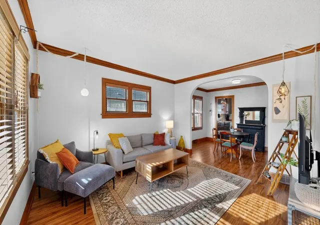 Photo 2 of Single family home for sale at 1133 8th Avenue Se, Rochester, MN 55904 | MLS# 7140814 | Listing updated on 2026-10-23