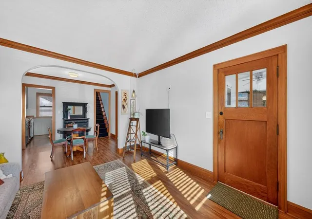 Photo 3 of Single family home for sale at 1133 8th Avenue Se, Rochester, MN 55904 | MLS# 7140814 | Listing updated on 2026-10-23