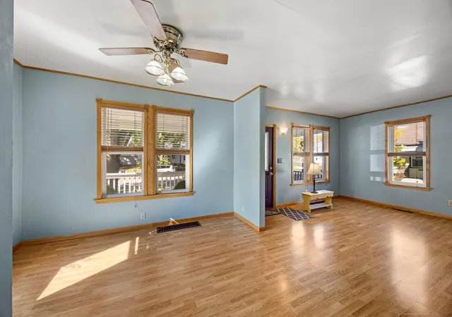 Photo 2 of Single family home for sale at 819 S Grove Ave, Owatonna, MN 55060 | MLS# 7140817 | Listing updated on 2026-10-16