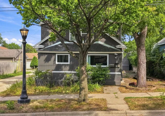 Photo 2 of Multi family home for sale at 483 Lawson Ave W, Saint Paul, MN 55117 | MLS# 7140880 | Listing updated on 2026-09-16