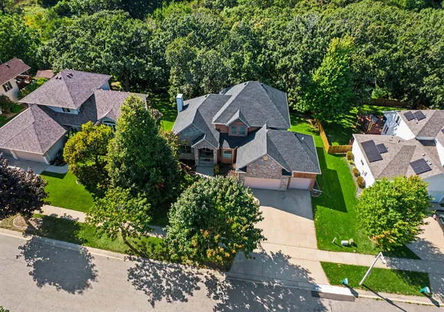 Photo 3 of Single family home for sale at 3107 Darcy Dr NE, Rochester, MN 55906 | MLS# 7140890 | Listing updated on 2026-10-01