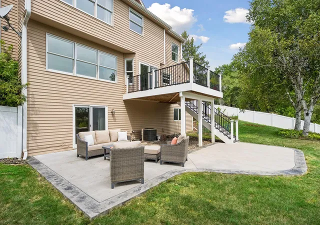Photo 3 of Single family home for sale at 16005 22nd Avenue N, Minneapolis, MN 55447 | MLS# 7140909 | Listing updated on 2026-09-22