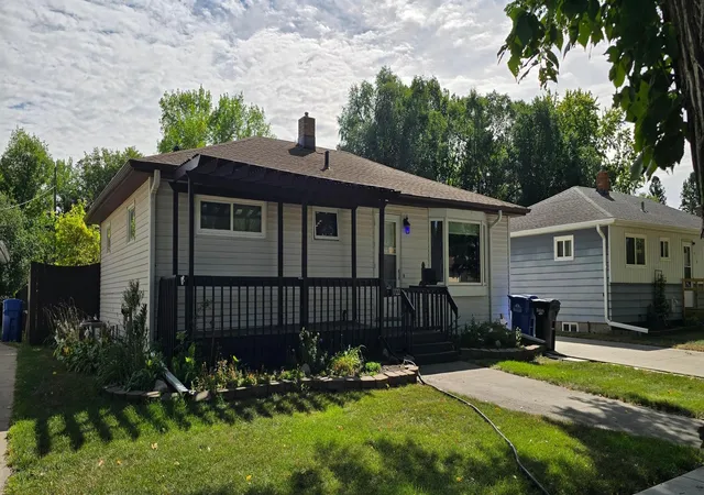 Photo 2 of Single family home for sale at 1722 14 1/2 St S, Fargo, ND 58103 | MLS# 7140958 | Listing updated on 2026-10-16