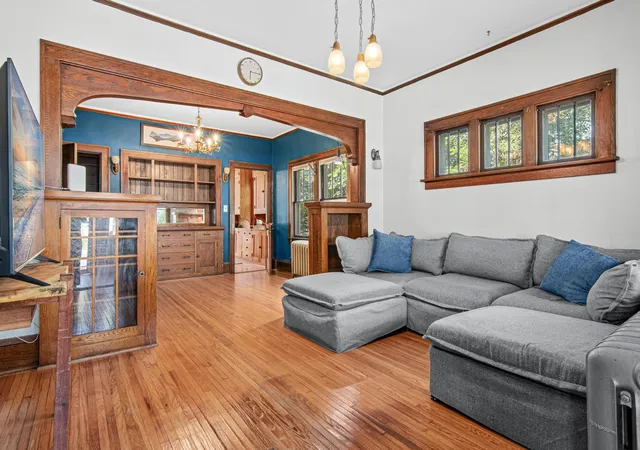 Photo 4 of Sale Pending at 1944 Minnehaha Ave E, Saint Paul, MN 55119 | MLS# 7140969 | Listing updated on 2026-10-08