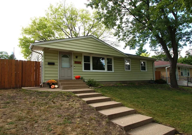 Photo 1 of Single family home for sale at 1101 Dale St N, Saint Paul, MN 55117 | MLS# 7141017 | Listing updated on 2026-09-16