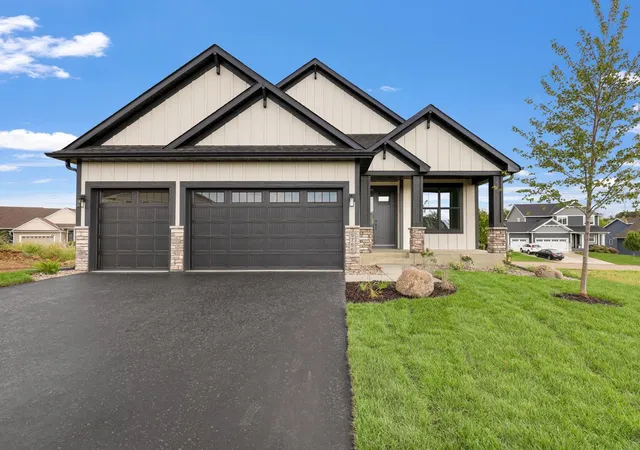 Photo 1 of Single family home for sale at 9756 Saint Andrews Dr, Elko New Market, MN 55020 | MLS# 7141034 | Listing updated on 2026-10-01