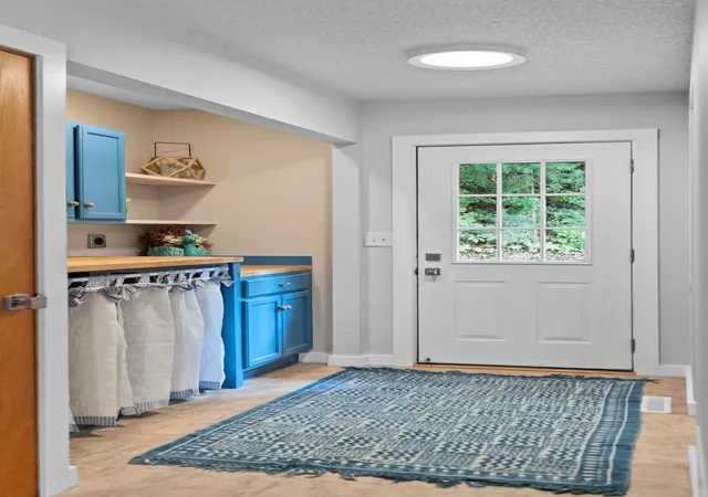 Photo 3 of Single family home for sale at 3000 Devon Ln, Mound, MN 55364 | MLS# 7141035 | Listing updated on 2026-10-14