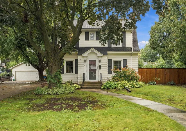 Photo 2 of Single family home for sale at 533 E Academy St, Owatonna, MN 55060 | MLS# 7141077 | Listing updated on 2026-09-22