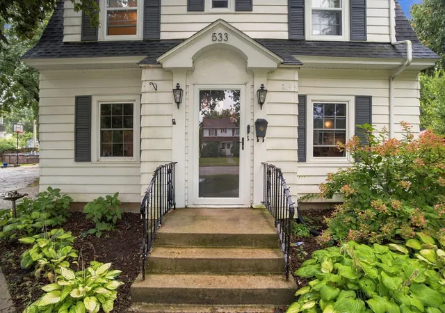 Photo 4 of Single family home for sale at 533 E Academy St, Owatonna, MN 55060 | MLS# 7141077 | Listing updated on 2026-09-22