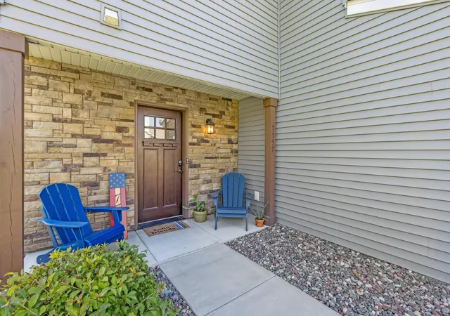 Photo 3 of Single family home for sale at 7757 Sterling Dr, Rockford, MN 55373 | MLS# 7141093 | Listing updated on 2026-09-29