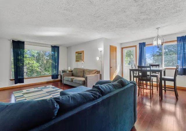 Photo 2 of Single family home for sale at 315 17th Avenue N, South Saint Paul, MN 55075 | MLS# 7141099 | Listing updated on 2026-09-12