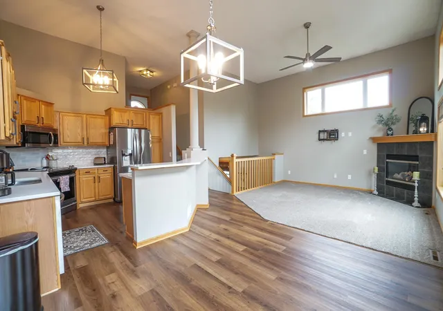 Photo 4 of Sale Pending at 3951 Raspberry Ridge Rd NW, Prior Lake, MN 55372 | MLS# 7141101 | Listing updated on 2026-09-22