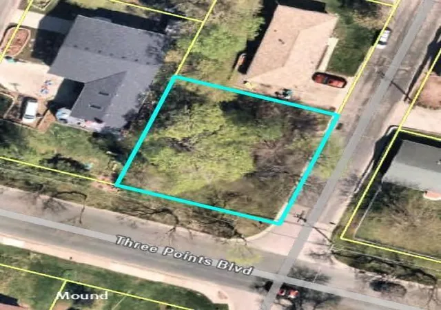 Land for sale at 1689 Canary Ln, Mound, MN 55364 | MLS# 7141103