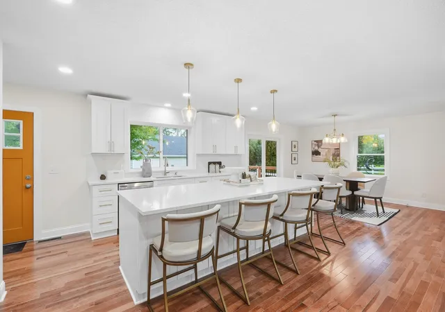 Photo 2 of Single family home for sale at 5709 Sheridan Ave S, Minneapolis, MN 55410 | MLS# 7141104 | Listing updated on 2026-10-29