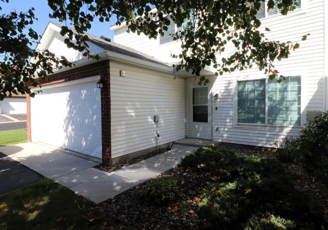 Photo 3 of Single family home for sale at 15744 Flackwood Ave #152, Saint Paul, MN 55124 | MLS# 7141112 | Listing updated on 2026-10-08