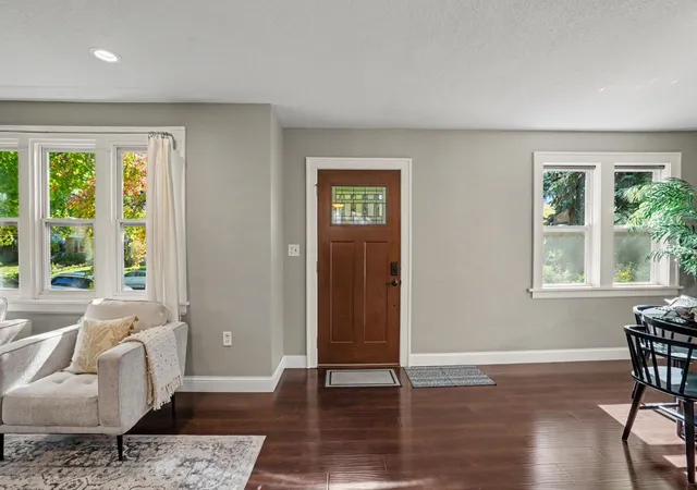Photo 2 of Single family home for sale at 2115 Palace Ave, Saint Paul, MN 55105 | MLS# 7141173 | Listing updated on 2026-10-08