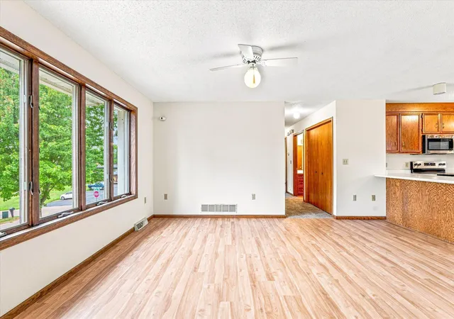 Photo 4 of Single family home for sale at 2835 Pioneer Ln, Saint Cloud, MN 56301 | MLS# 7141179 | Listing updated on 2026-09-12