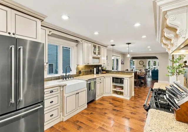 Photo 4 of Sale Pending at 510 Pleasant View Rd, Chanhassen, MN 55317 | MLS# 7141185 | Listing updated on 2026-10-02