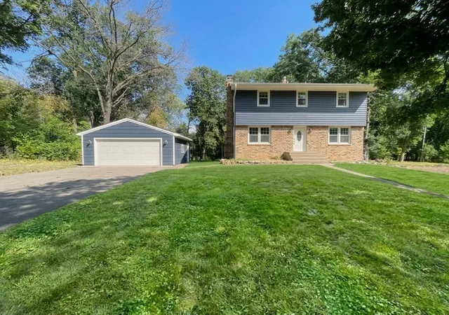 Photo 1 of Single family home for sale at 928 Griffin Ave, Saint Paul, MN 55115 | MLS# 7141200 | Listing updated on 2026-10-02
