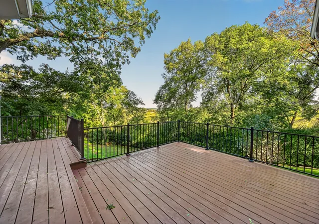 Photo 1 of Single family home for sale at 1505 Glendale Hills Dr NE, Rochester, MN 55906 | MLS# 7141210 | Listing updated on 2026-09-21