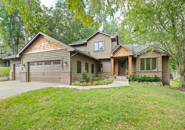 Photo 1 of Single family home for sale at 14964 River Oak Pl, Savage, MN 55378 | MLS# 7141211 | Listing updated on 2026-10-08