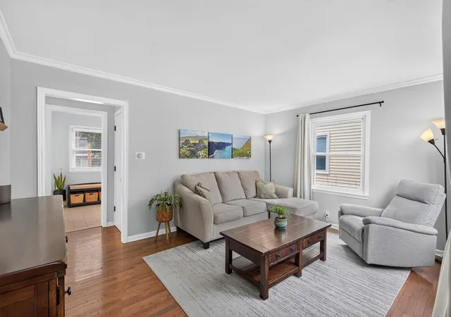 Photo 4 of Sale Pending at 2705 Georgia Ave S, Minneapolis, MN 55426 | MLS# 7141247 | Listing updated on 2026-10-15