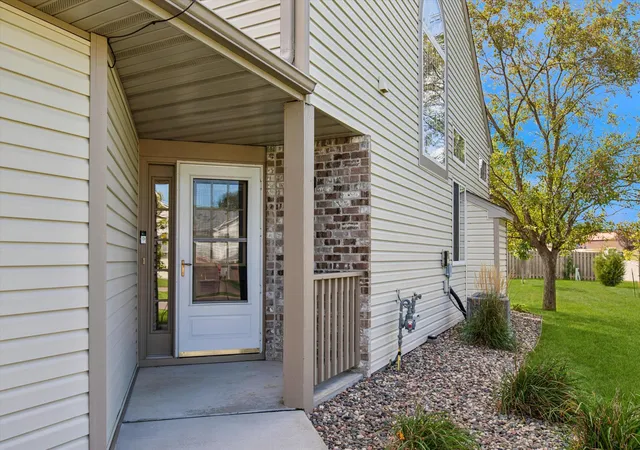 Photo 2 of Sale Pending at 11712 Ryan Cir #1608, Burnsville, MN 55337 | MLS# 7141254 | Listing updated on 2026-10-13