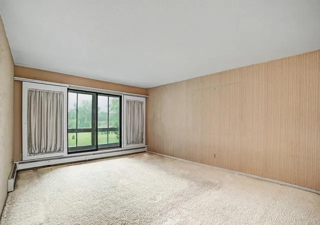 Photo 2 of Condo for sale at 2680 Oxford St N #107, Saint Paul, MN 55113 | MLS# 7141256 | Listing updated on 2026-10-05