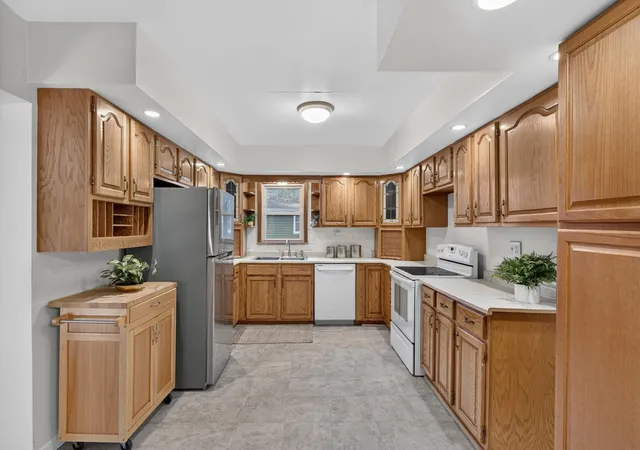 Photo 2 of Single family home for sale at 5617 4th Street Ne, Minneapolis, MN 55432 | MLS# 7141261 | Listing updated on 2026-09-28