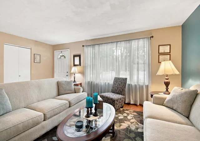 Photo 3 of Single family home for sale at 226 16th Street NE, Owatonna, MN 55060 | MLS# 7141274 | Listing updated on 2026-09-12